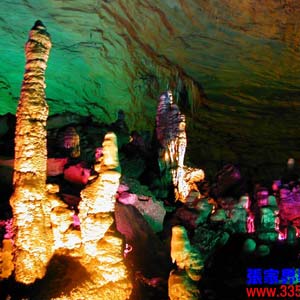 喜樂J線：張家界、鳳凰古城、天子山、猛洞河漂流、芙蓉鎮(zhèn)三晚四日游