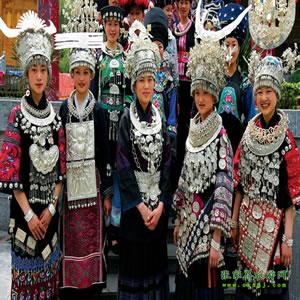 單獨成團L線：（湘西風(fēng)情之旅）張家界、德夯大峽谷、鳳凰古城4天3晚獨立成團游